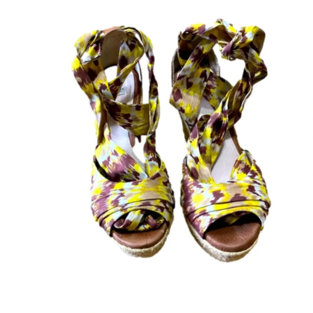 Ugg Australia Lucianna Platform Sandals Women’s Size 5.5